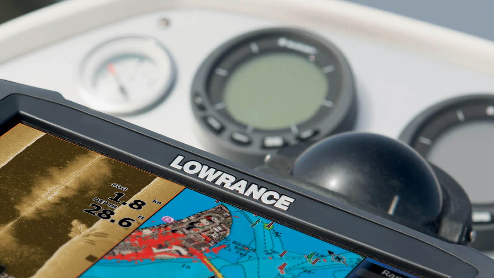 Lowrance fish finder electronics 2
