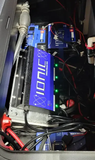 12V Four Bank Charger - Image 3